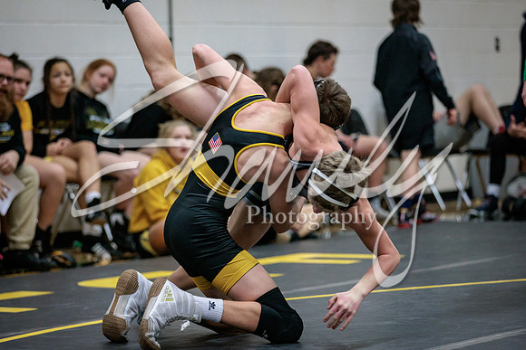 2022.01.25 FHS Wrestling Quad03751