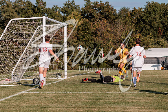 2022.09.27 FHS Soccer Vs. Moberly1045