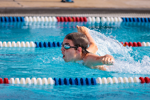 2022.06.22 Fulton Fins Intersquad Meetl0826