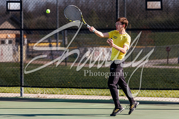 2022.04.14 FHS Boys Tennis Vs. Marshall0016