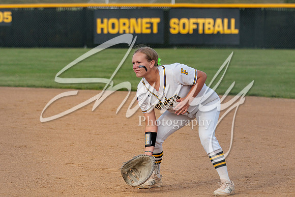 2022.09.15 FHS Softball Vs. Mexico0335