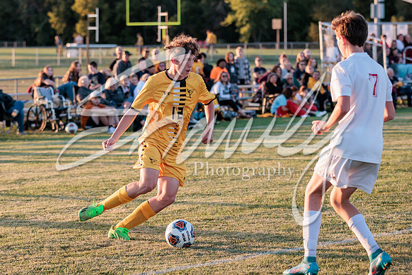 2022.09.27 FHS Soccer Vs. Moberly3110