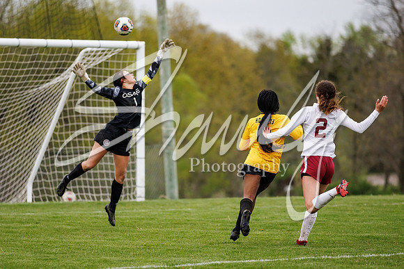 2022.05.03 FHS Girls Soccer Vs. Osage1700