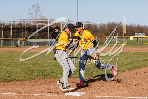2022.04.14 FHS Baseball Vs. Kirksville0957