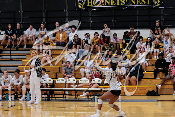 2022.09.13 FHS Volleyball Vs. Kirksville0009