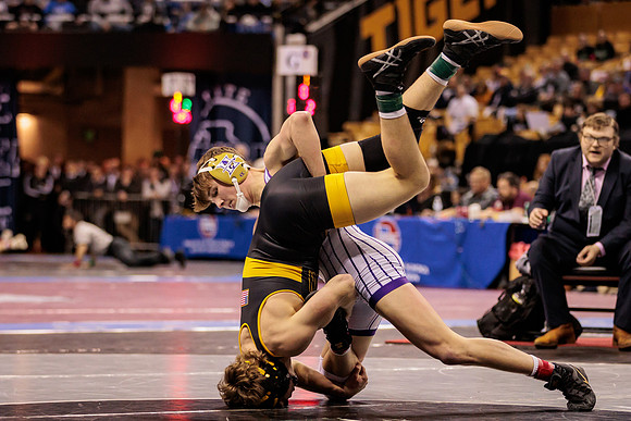 2022.02.19 MSHSAA State Wrestling 138lb Championship0197