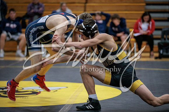 2022.01.25 FHS Wrestling Quad03355