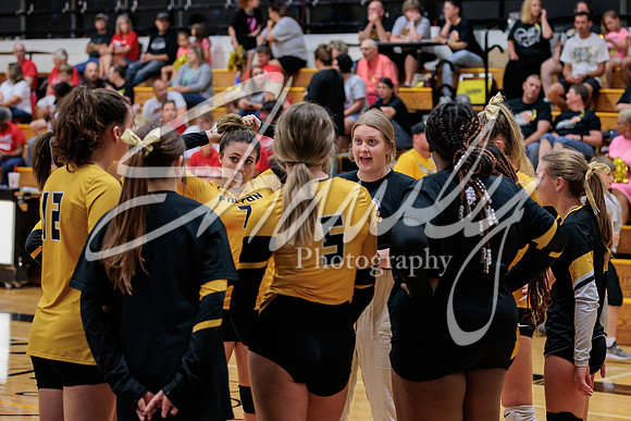 2022.09.19 FHS Volleyball Vs. Mexico0456
