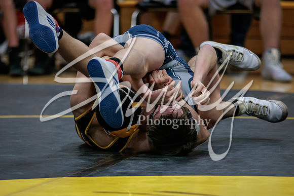 2022.01.25 FHS Wrestling Quad03300