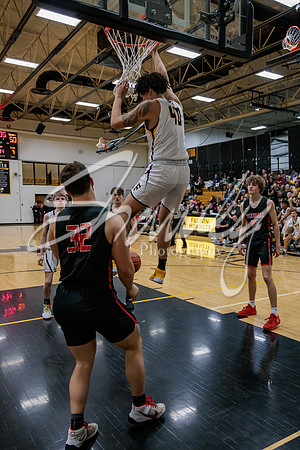 2022.02.08 FHS Basketball Vs. Marshall04374