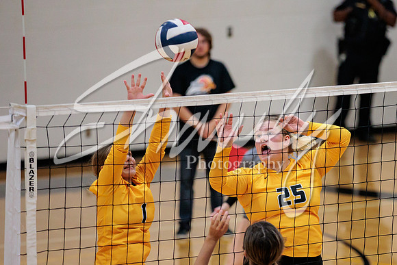 2022.09.19 FHS Volleyball Vs. Mexico1003