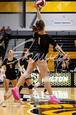 2025.08.28 FHS Volleyball Vs. Mexico-37