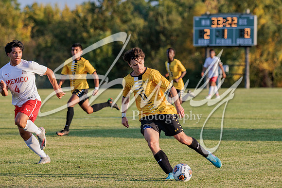 2022.10.10 FHS Soccer Vs. Mexico633