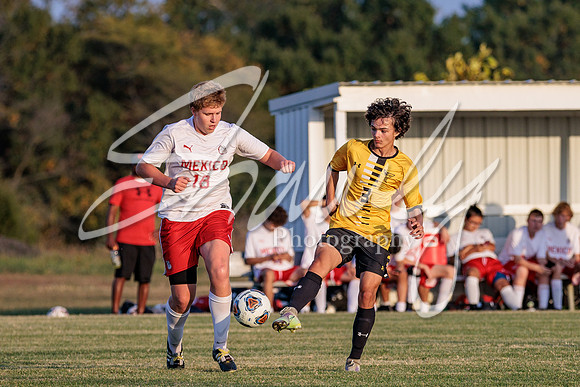 2022.10.10 FHS Soccer Vs. Mexico869