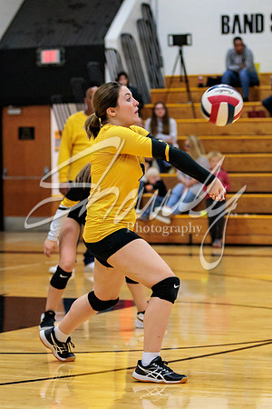 2022.10.11 FHS Volleyball Vs. Hallsville0105