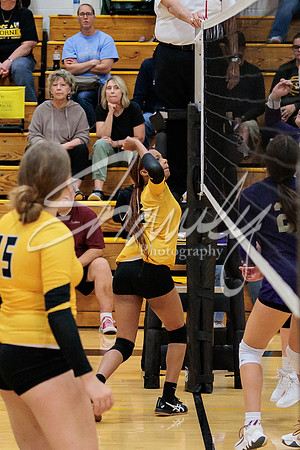 2022.10.11 FHS Volleyball Vs. Hallsville0391