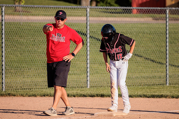 2022.05.16 Pirates Vs. Show0812