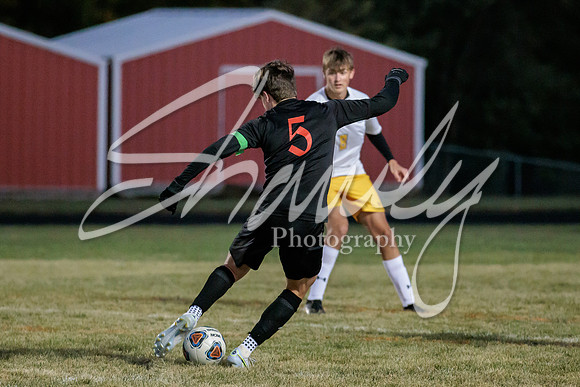 2022.10.13 FHS Soccer @ S. Boone2676