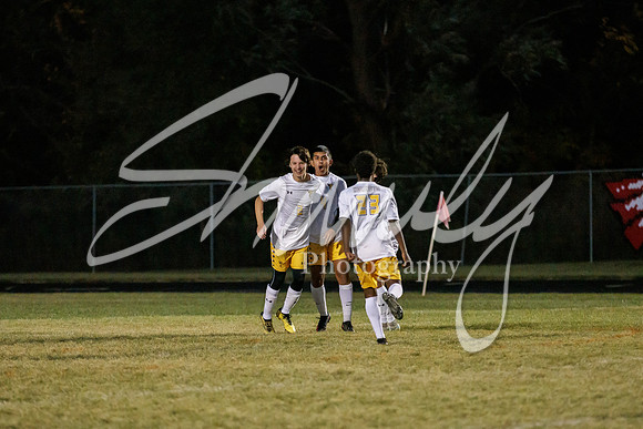 2022.10.13 FHS Soccer @ S. Boone2972