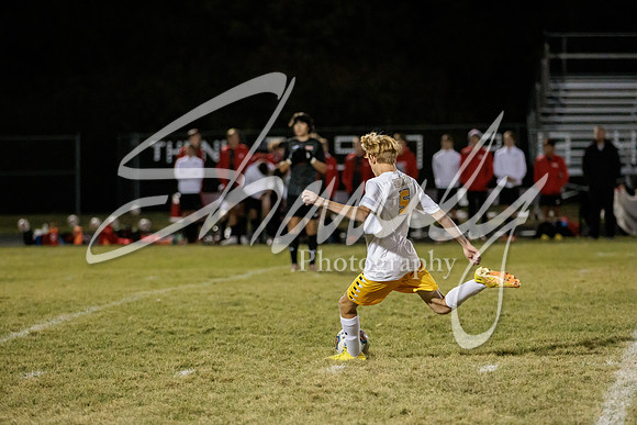 2022.10.13 FHS Soccer @ S. Boone0239