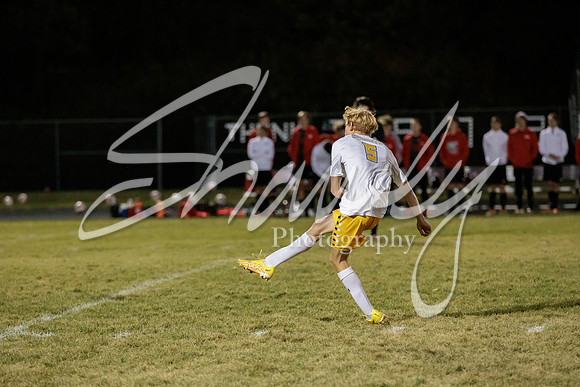 2022.10.13 FHS Soccer @ S. Boone0242