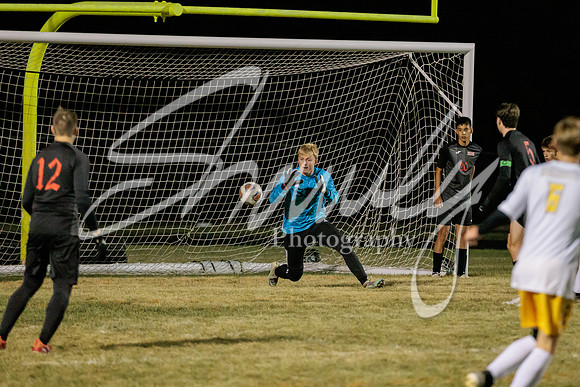 2022.10.13 FHS Soccer @ S. Boone0592