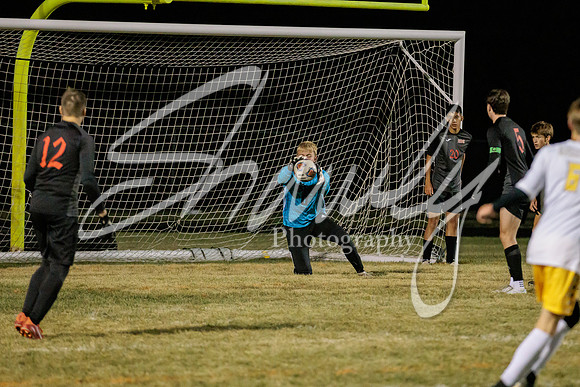 2022.10.13 FHS Soccer @ S. Boone0593