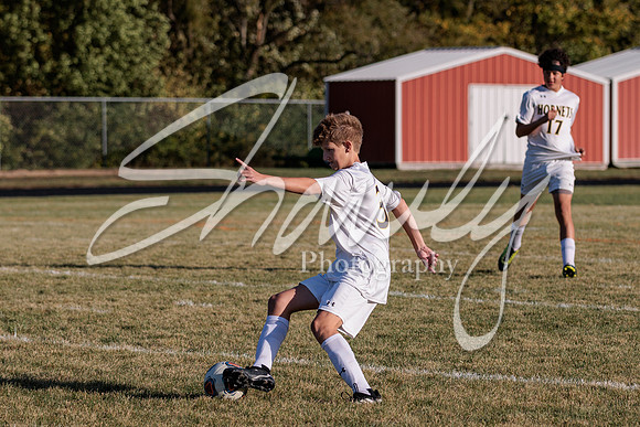 2022.10.13 FHS Soccer @ S. Boone0965