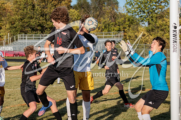 2022.10.13 FHS Soccer @ S. Boone1388