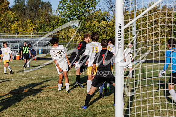 2022.10.13 FHS Soccer @ S. Boone1569