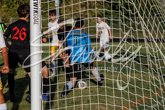 2022.10.13 FHS Soccer @ S. Boone1588