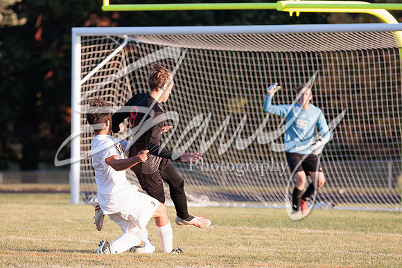 2022.10.13 FHS Soccer @ S. Boone1930