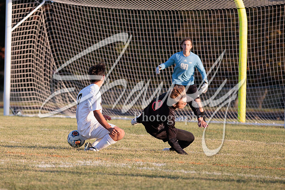 2022.10.13 FHS Soccer @ S. Boone1933