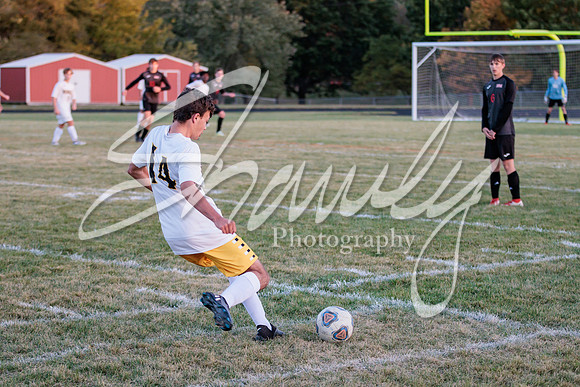 2022.10.13 FHS Soccer @ S. Boone2079