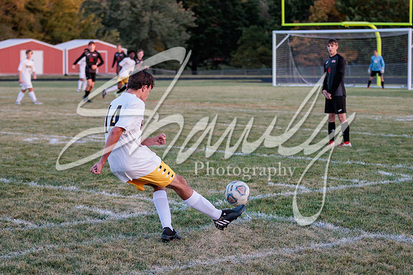 2022.10.13 FHS Soccer @ S. Boone2080