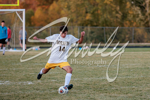 2022.10.13 FHS Soccer @ S. Boone2119