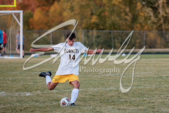 2022.10.13 FHS Soccer @ S. Boone2120