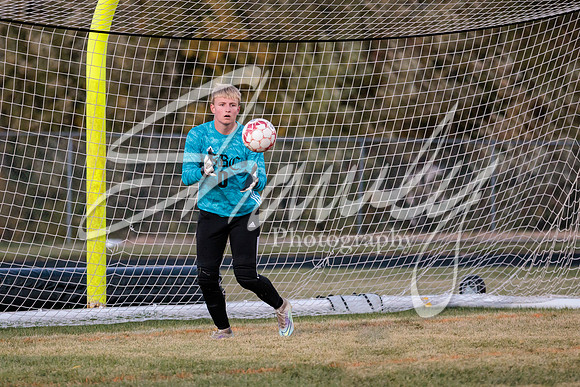 2022.10.13 FHS Soccer @ S. Boone2184