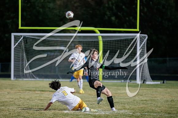 2022.10.13 FHS Soccer @ S. Boone2553