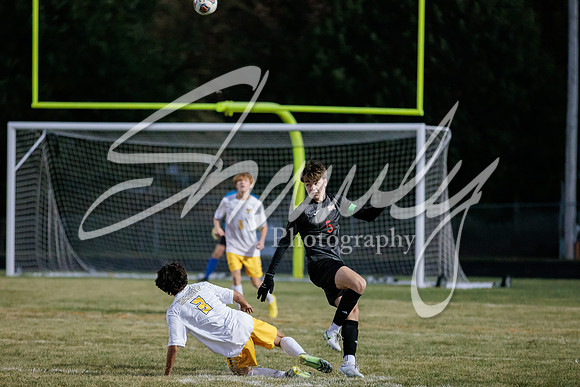 2022.10.13 FHS Soccer @ S. Boone2555