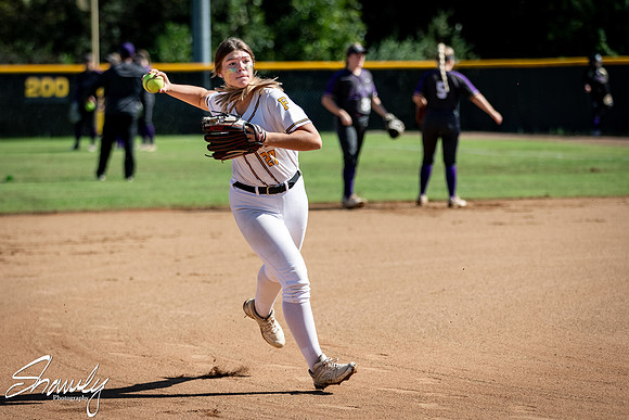 2021.10.16 FHS Softball Vs. Hallsville Districts-00010