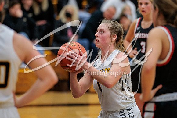 2022.02.08 FHS Basketball Vs. Marshall05800