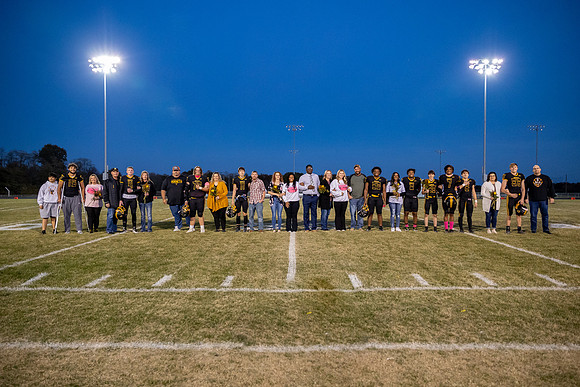 2022.10.21 FHS Football Vs. Winfield00305