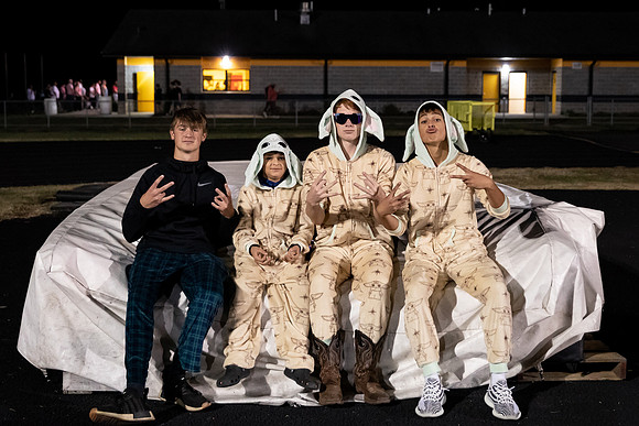 2022.10.21 FHS Football Vs. Winfield00505