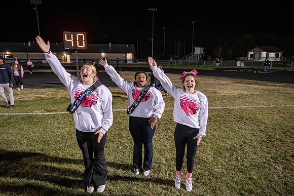 2022.10.21 FHS Football Vs. Winfield01532