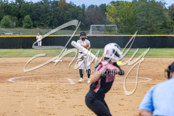 2025.10.13 FHS Softball Vs. Marshall--13