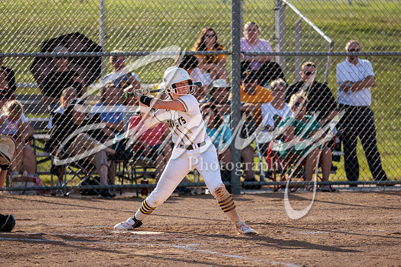 2022.09.01 FHS Softball Vs. Marshall2076