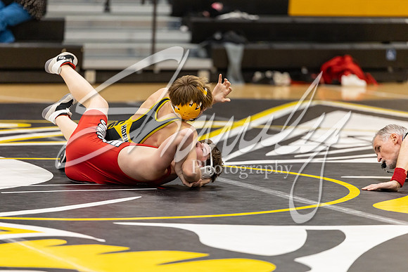 2026.01.21 FHS Wrestling-103