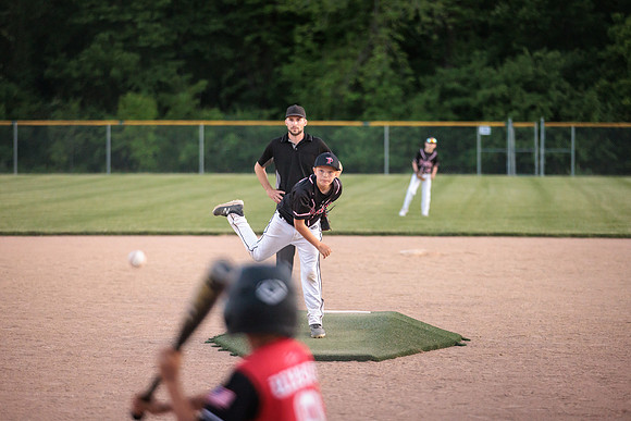 2022.05.16 Pirates Vs. Show4172