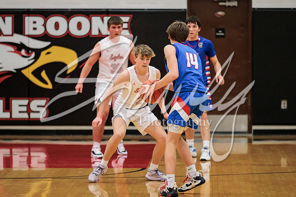 2022.12.16 S. Boone Boys Basketball Vs. California00146